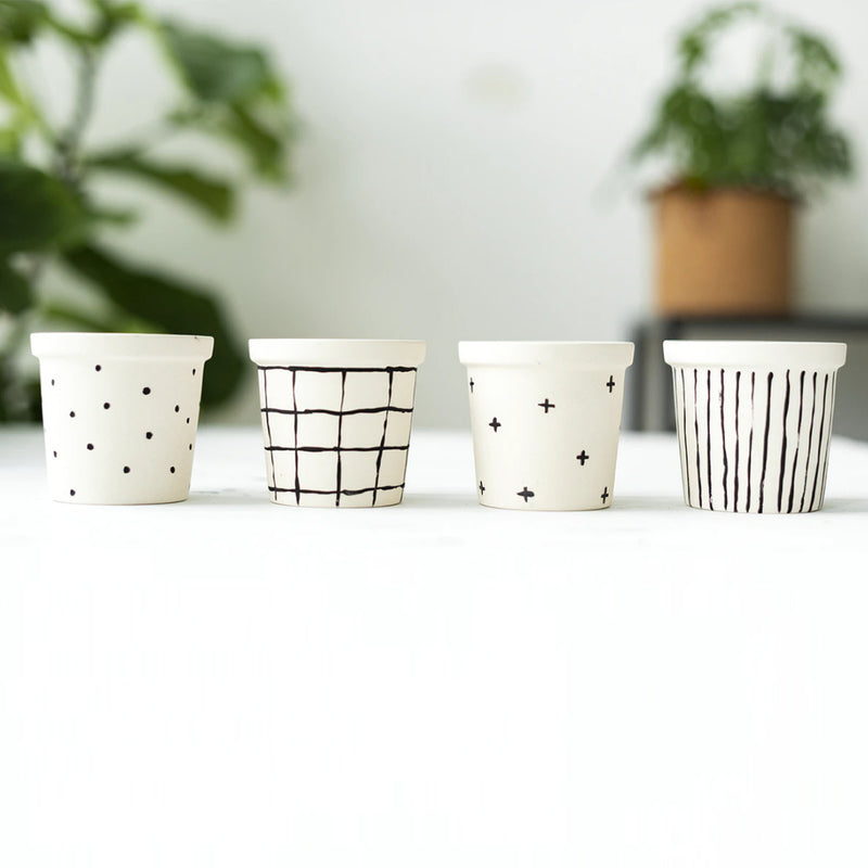 B&W Simply Patterned Pots (pack of 4)
